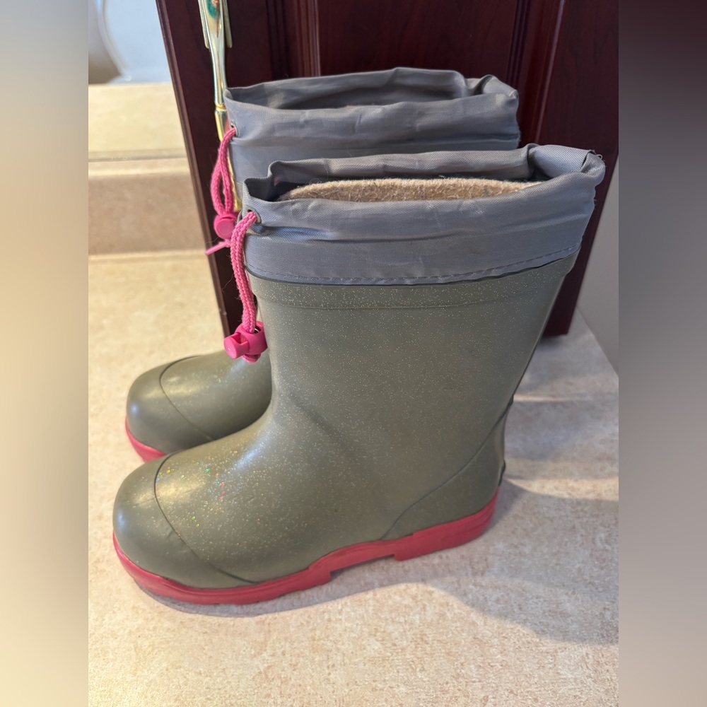 Rocky Kids Grey Boots with Pink Accents